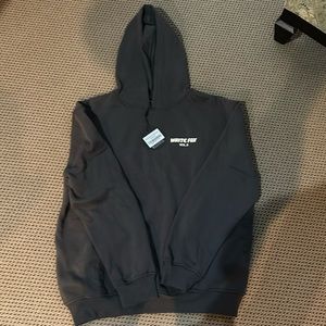 NEW- White Fox L/XL charcoal gray sweatshirt